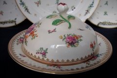 BOOTHS 8477 FLORAL & GARDEN INSECTS- COVERED BUTTER DISH  .....   http://jaapiesfinechinastore.com