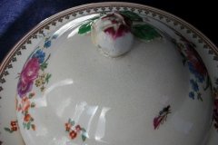 BOOTHS 8477 FLORAL & GARDEN INSECTS- COVERED BUTTER DISH  .....   http://jaapiesfinechinastore.com