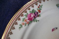 BOOTHS 8477 FLORAL & GARDEN INSECTS- COVERED BUTTER DISH  .....   http://jaapiesfinechinastore.com