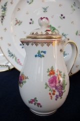 BOOTHS 8477 FLORAL & GARDEN INSECTS- COVERED PITCHER/JUG  .....   http://jaapiesfinechinastore.com