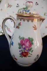BOOTHS 8477 FLORAL & GARDEN INSECTS- COVERED PITCHER/JUG  .....   http://jaapiesfinechinastore.com