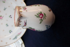 BOOTHS 8477 FLORAL & GARDEN INSECTS- CREAMER  .....   https://www.jaapiesfinechinastore.com