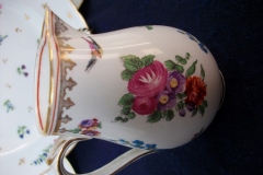 BOOTHS 8477 FLORAL & GARDEN INSECTS- CREAMER  .....   https://www.jaapiesfinechinastore.com