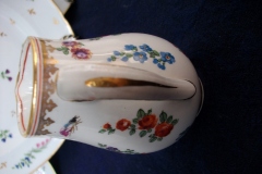 BOOTHS 8477 FLORAL & GARDEN INSECTS- CREAMER  .....   https://www.jaapiesfinechinastore.com