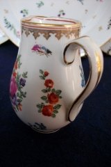 BOOTHS 8477 FLORAL & GARDEN INSECTS- CREAMER  .....   http://jaapiesfinechinastore.com