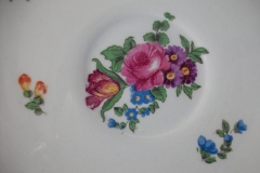 BOOTHS 8477 FLORAL & GARDEN INSECTS- SAUCER  .....   https://www.jaapiesfinechinastore.com