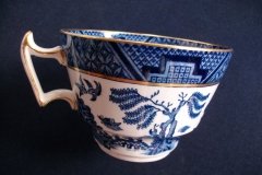 BOOTHS REAL OLD WILLOW A8025- CUPS &  SAUCERS  .....   http://jaapiesfinechinastore.com