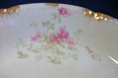 CHARLES FIELD HAVILAND/GDA WILD GERANIUM PINK-  BERRY BOWL     .....   http://jaapiesfinechinastore.com