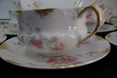 CHARLES FIELD HAVILAND/GDA WILD GERANIUM PINK-  CUP & SAUCER     .....   http://jaapiesfinechinastore.com
