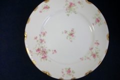 CHARLES FIELD HAVILAND/GDA WILD GERANIUM PINK-  DINNER PLATE   .....   http://jaapiesfinechinastore.com