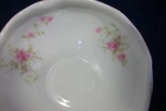 CHARLES FIELD HAVILAND/GDA WILD GERANIUM PINK-  CREAMER  8 oz     .....   http://jaapiesfinechinastore.com