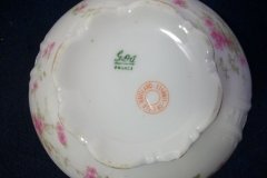 CHARLES FIELD HAVILAND/GDA WILD GERANIUM PINK-  CREAMER  8 oz     .....   http://jaapiesfinechinastore.com