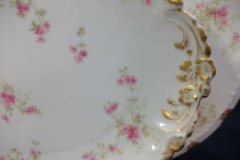CHARLES FIELD HAVILAND/GDA WILD GERANIUM PINK-  OVAL PLATTER  11 3/4"    .....   http://jaapiesfinechinastore.com