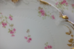 CHARLES FIELD HAVILAND/GDA WILD GERANIUM PINK-  OVAL PLATTER  11 3/4"    .....   https://www.jaapiesfinechinastore.com