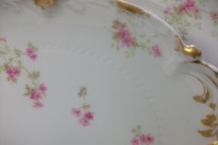 CHARLES FIELD HAVILAND/GDA WILD GERANIUM PINK-  OVAL PLATTER  11 3/4"    .....   http://jaapiesfinechinastore.com