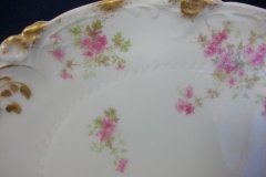 CHARLES FIELD HAVILAND/GDA WILD GERANIUM PINK-  OVAL PLATTER  11 3/4"    .....   https://www.jaapiesfinechinastore.com