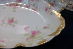 CHARLES FIELD HAVILAND/GDA WILD GERANIUM PINK-  RELISH DISH     .....   http://jaapiesfinechinastore.com