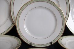 CHARLES MARTIN (CM) GREEN GREEK KEY-  BREAD & BUTTER PLATES 6 3/8"      ..... http://jaapiesfinechinastore.com