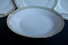 CHARLES MARTIN (CM) GREEN GREEK KEY- COUPE SOUP BOWL 7 5/8"     ..... http://jaapiesfinechinastore.com