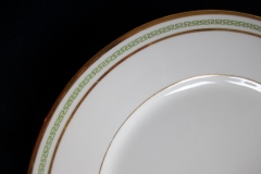 CHARLES MARTIN (CM) GREEN GREEK KEY-  DINNER PLATE 9 5/8"     ..... https://www.jaapiesfinechinastore.com