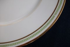 CHARLES MARTIN (CM) GREEN GREEK KEY-  DINNER PLATE 9 5/8"     ..... http://jaapiesfinechinastore.com