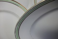 CHARLES MARTIN (CM) GREEN GREEK KEY- OVAL SERVING PLATTER 15 3/8" ..... http://jaapiesfinechinastore.com