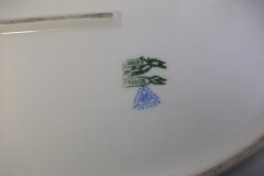 CHARLES MARTIN (CM) GREEN GREEK KEY- OVAL SERVING PLATTER 15 3/8" ..... http://jaapiesfinechinastore.com