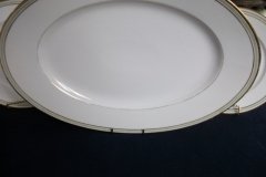 CHARLES MARTIN (CM) GREEN GREEK KEY-  OVAL SERVING PLATTER  18"     ..... http://jaapiesfinechinastore.com