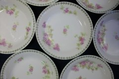 CMC-  MAUREIL CHAPEAU & CHARLES-  PURPLE VIOLETS-  BERRY BOWL    ..... http://jaapiesfinechinastore.comaCMC-  MAUREIL CHAPEAU & CHARLES-  PURPLE VIOLETS-  BERRY BOWL    ..... http://jaapiesfinechinastore.com