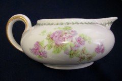 CMC-  MAUREIL CHAPEAU & CHARLES-  PURPLE VIOLETS-  CREAMER  8 oz   ..... http://jaapiesfinechinastore.com