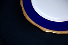 COALPORT #6518D- DINNER PLATE   .....   https://www.jaapiesfinechinastore.com