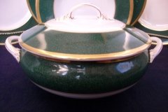 COALPORT ATHLONE GREEN-  COVERED SERVING BOWL  .....  http://jaapiesfinechinastore.com/