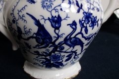COALPORT CAIRO BLUE #9252-  COVERED SUGAR BOWL   .....   http://jaapiesfinechinastore.com