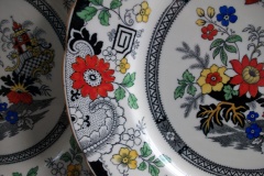 COALPORT CANTON E55 CREAM- DINNER PLATE .....  https://www.jaapiesfinechinastore.com