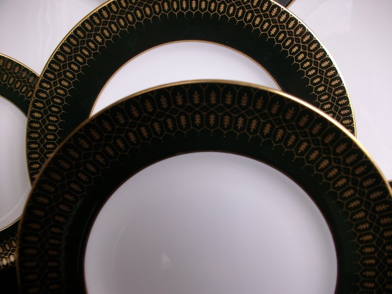 COALPORT CHATEAU GREEN- BREAD & BUTTER PLATE  .....   http://jaapiesfinechinastore.com