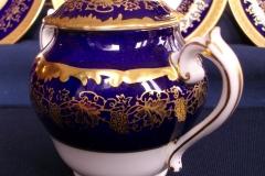 COALPORT HAZELTON COBALT-  COVERED SUGAR BOWL  ..... https://www.jaapiesfinechinastore.com