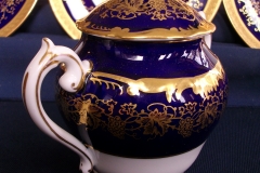 COALPORT HAZELTON COBALT-  COVERED SUGAR BOWL  ..... https://www.jaapiesfinechinastore.com