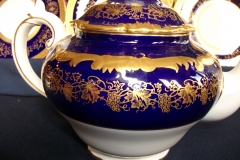 COALPORT HAZELTON COBALT- TEA POT  ..... https://www.jaapiesfinechinastore.com