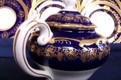 COALPORT HAZELTON COBALT- TEA POT  ..... http://jaapiesfinechinastore.com