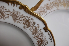 COALPORT HAZELTON WHITE- DINNER  PLATE  .....   https://www.jaapiesfinechinastore.com