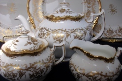 COALPORT KING'S PLATE- TEAPOT    ..... https://www.jaapiesfinechinastore.com