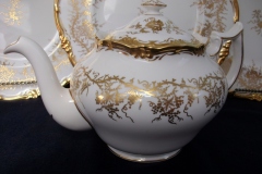 COALPORT KING'S PLATE- TEAPOT    ..... https://www.jaapiesfinechinastore.com