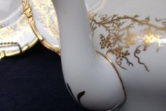 COALPORT KING'S PLATE- TEAPOT    ..... http://jaapiesfinechinastore.com