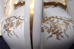 COALPORT KING'S PLATE- TEAPOT    ..... http://jaapiesfinechinastore.com