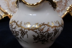 COALPORT KING'S PLATE-  CREAMER    ..... https://www.jaapiesfinechinastore.com