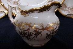 COALPORT KING'S PLATE-  CREAMER    ..... http://jaapiesfinechinastore.com