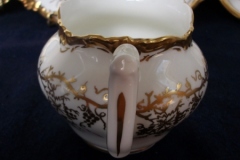 COALPORT KING'S PLATE-  CREAMER    ..... https://www.jaapiesfinechinastore.com