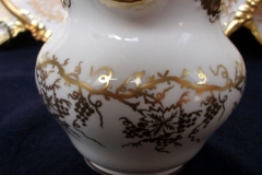 COALPORT KING'S PLATE-  CREAMER    ..... https://www.jaapiesfinechinastore.com