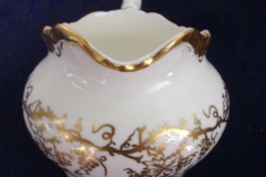 COALPORT KING'S PLATE-  CREAMER    ..... https://www.jaapiesfinechinastore.com