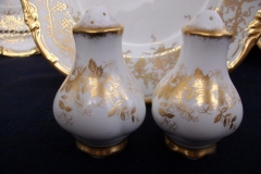 COALPORT KING'S PLATE-  SHAKERS  ..... https://www.jaapiesfinechinastore.com